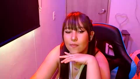 Snapshot of skarlet_adams chatting on 05.16.26 Alice online show from 05.16.26
