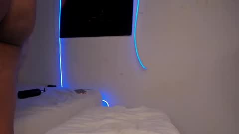 Snapshot of skarletsexy chatting on 01.17.25 Skarlet online show from 01.17.25