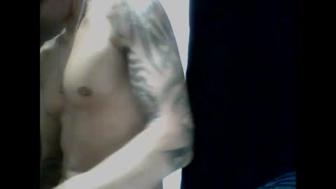 Snapshot of skater19xxx chatting on 01.05.25 miguel online show from 01.05.25