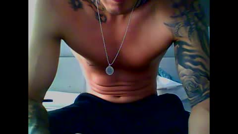 Snapshot of skater19xxx chatting on 02.12.25 miguel online show from 02.12.25