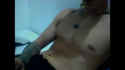 Snapshot of skater19xxx chatting on 02.25.25 miguel online show from 02.25.25