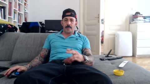 skaterproll online show from 04.13.26