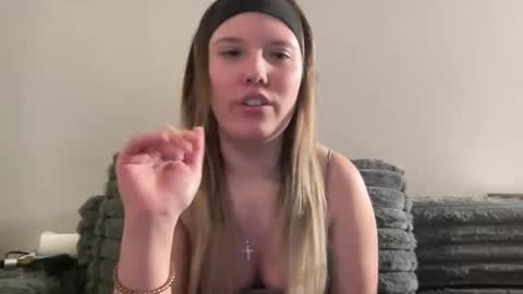 Snapshot of skiimaskabby chatting on 02.23.26 skiimaskabby online show from 02.23.26