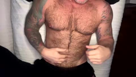 Snapshot of skimaskedbeef chatting on 01.19.25 BEEF online show from 01.19.25