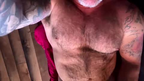 Snapshot of skimaskedbeef chatting on 03.02.25 BEEF online show from 03.02.25