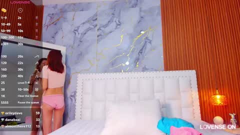Snapshot of skinnyandcute_ chatting on 02.19.25 Mariah Black online show from 02.19.25