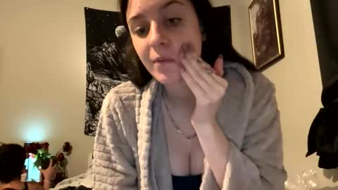 skinnyangel21 online show from 12.04.25