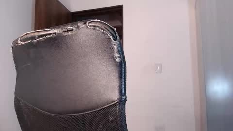 Snapshot of skinnyflak7 chatting on 09.18.25 jesica online show from 09.18.25