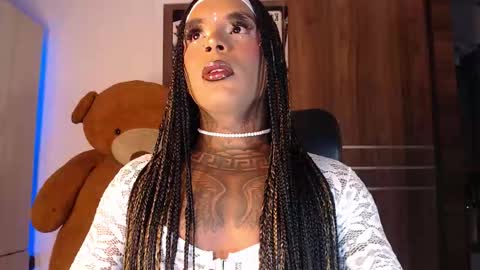 Snapshot of skinnyflak7 chatting on 03.18.26 jesica online show from 03.18.26