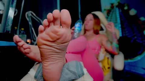 GoddessSkinny online show from 02.22.25