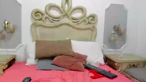 SkinnyGirl online show from 09.09.25