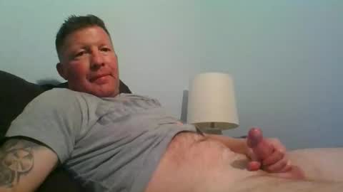 Snapshot of skinnymeat858205 chatting on 03.28.26 skinnymeat858205 online show from 03.28.26