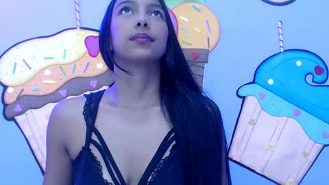 Snapshot of skinnysexzara18 chatting on 02.08.26 zarfa online show from 02.08.26