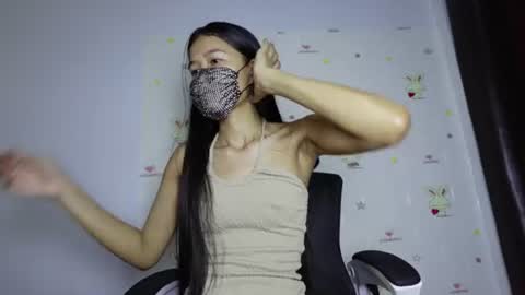 skinnythai4u online show from 06.18.26