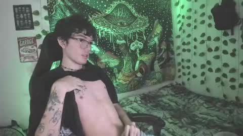 skiny_dann online show from 04.17.26