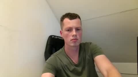 skippyhihi online show from 10.14.25