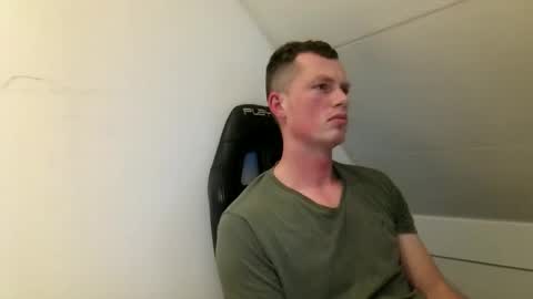 skippyhihi online show from 10.15.25