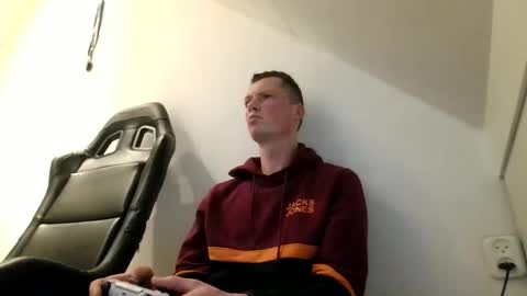 skippyhihi online show from 10.22.25