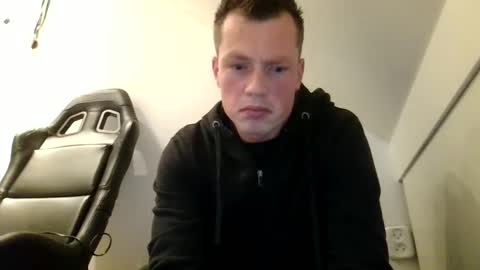 skippyhihi online show from 10.23.25