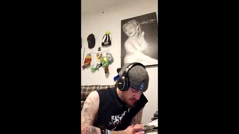 skitzothaklown86 online show from 05.13.26