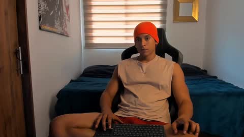 Snapshot of skull_prospect chatting on 12.11.24 Liam Vokov online show from 12.11.24