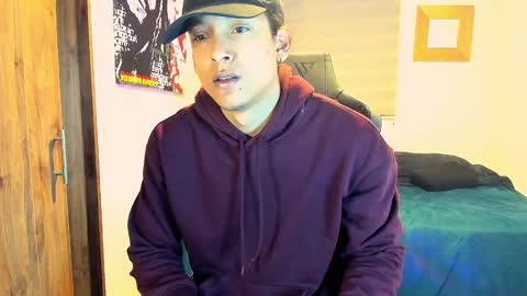 Snapshot of skull_prospect chatting on 01.10.25 Liam Vokov online show from 01.10.25