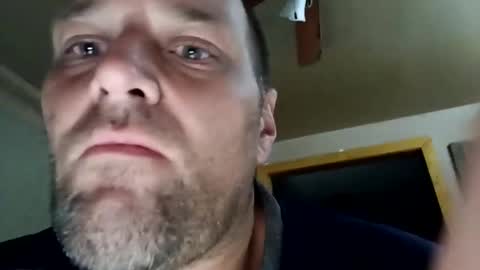 Snapshot of skunk8p chatting on 12.09.24 skunk8p online show from 12.09.24