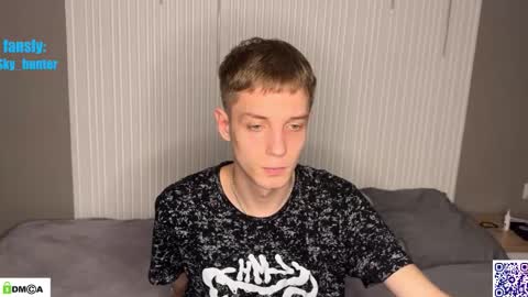 Snapshot of sky_hunter chatting on 11.20.25 sky_hunter online show from 11.20.25