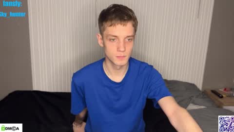 Snapshot of sky_hunter chatting on 11.25.25 sky_hunter online show from 11.25.25