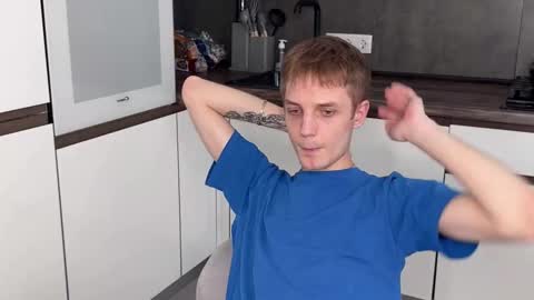 Snapshot of sky_hunter chatting on 03.09.26 sky_hunter online show from 03.09.26