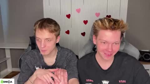 Snapshot of sky_hunter chatting on 03.13.26 sky_hunter online show from 03.13.26