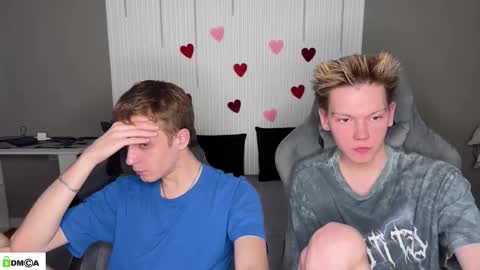 Snapshot of sky_hunter chatting on 03.16.26 sky_hunter online show from 03.16.26