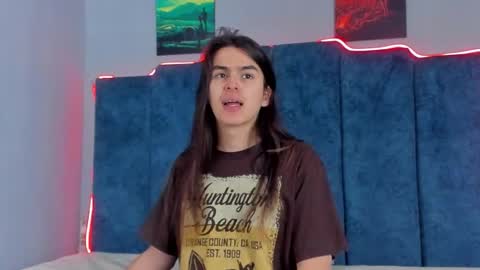 Snapshot of sky_liink chatting on 11.09.25 Santiago online show from 11.09.25