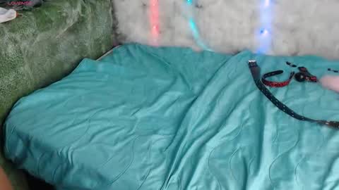 Snapshot of sky_walkerss chatting on 03.11.26 sky_walkerss online show from 03.11.26