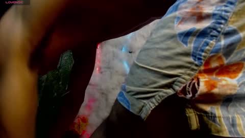 Snapshot of sky_walkerss chatting on 03.14.26 sky_walkerss online show from 03.14.26