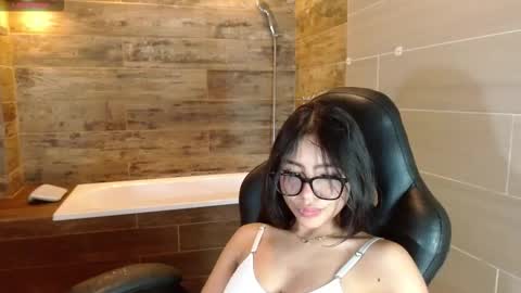 Snapshot of sky_winter chatting on 03.06.26 S O F I online show from 03.06.26