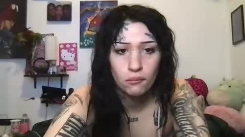 Snapshot of skybabytv chatting on 10.17.25 skybabytv online show from 10.17.25