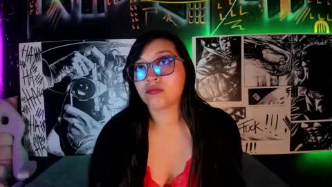 Snapshot of skye_bluee_ chatting on 10.19.25 skye_bluee_ online show from 10.19.25