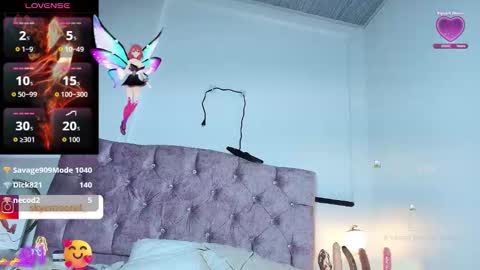 Snapshot of skye_moore chatting on 10.31.25 skye moore online show from 10.31.25