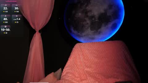 Snapshot of skyler_ferrer chatting on 10.21.25 online show from 10.21.25