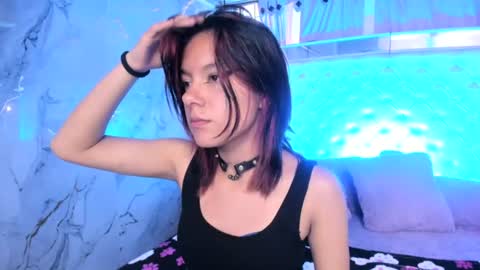 Snapshot of skyler_rouse chatting on 07.14.26 skyler_rouse online show from 07.14.26