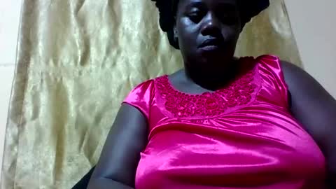 Snapshot of skyra1 chatting on 12.29.24 skyra1 online show from 12.29.24