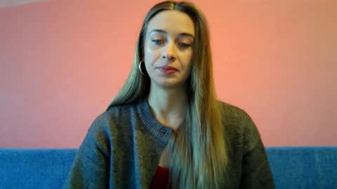 Snapshot of skyremnant chatting on 12.16.25 skyremnant online show from 12.16.25