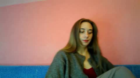 Snapshot of skyremnant chatting on 12.22.25 skyremnant online show from 12.22.25