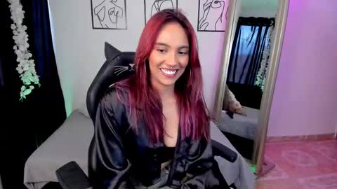 Snapshot of skyssoul chatting on 09.12.25 cielo     online show from 09.12.25