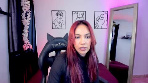 Snapshot of skyssoul chatting on 09.17.25 cielo     online show from 09.17.25