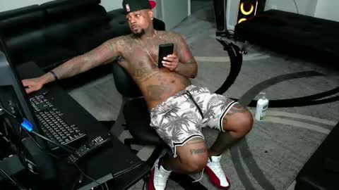 Snapshot of slangondemhoes chatting on 05.16.26 nasty twitter KASHCARTERATL online show from 05.16.26