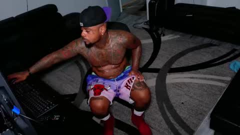 Snapshot of slangondemhoes chatting on 05.19.26 nasty twitter KASHCARTERATL online show from 05.19.26