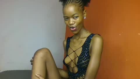 Snapshot of slaybby chatting on 03.09.25 Slaybby online show from 03.09.25