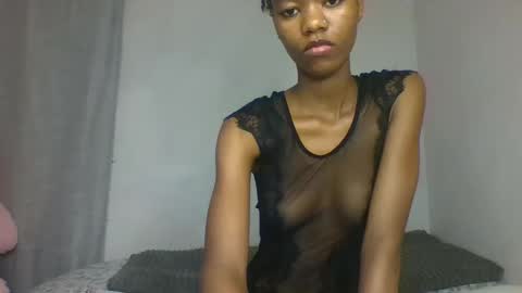 Snapshot of slaybby chatting on 09.15.25 Slaybby online show from 09.15.25